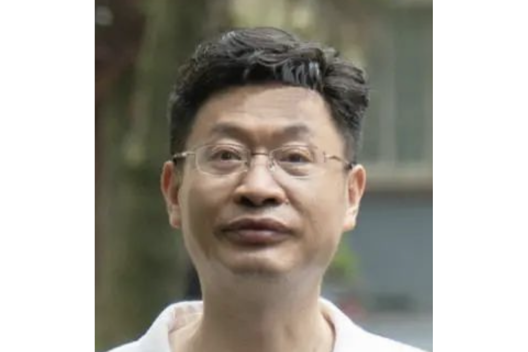 夏鵬(北京大華融智管理諮詢有限公司董事長) 夏鵬(北京大華融智管理諮詢有限公司董事長)