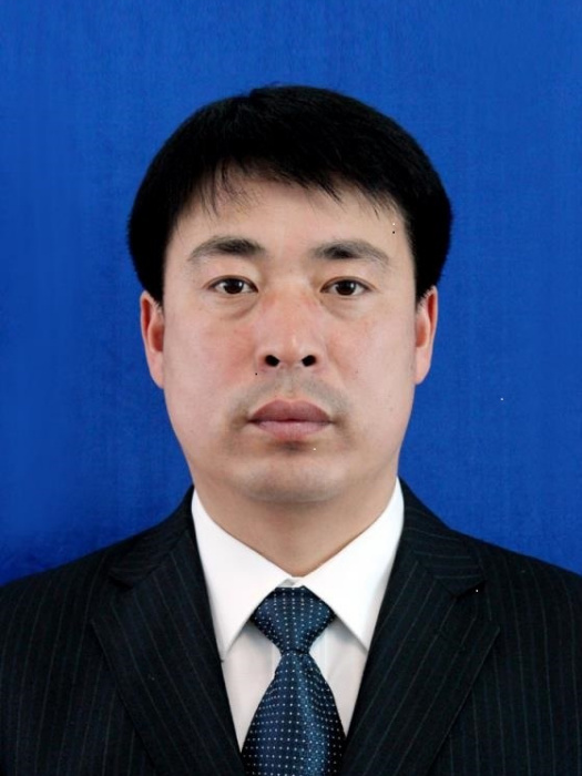 王崇峰(黑龍江省雙鴨山市嶺東區委書記) 王崇峰(黑龍江省雙鴨山市嶺東區委書記)
