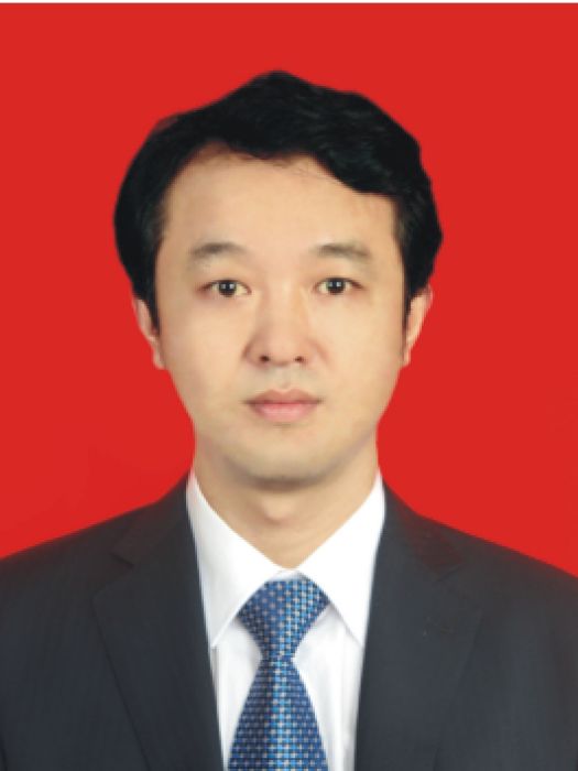 謝曉斌(鹹寧市政務服務和大數據管理局黨組副書記) 謝曉斌(鹹寧市政務服務和大數據管理局黨組副書記)