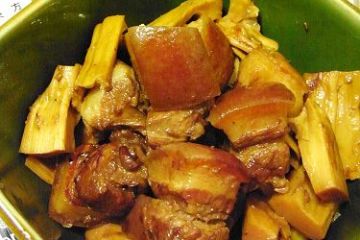 竹筍煨肉