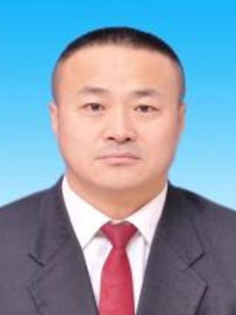 楊喜(內蒙古自治區巴彥淖爾市烏拉特中旗政協委員會經濟資源環境委員會主任)