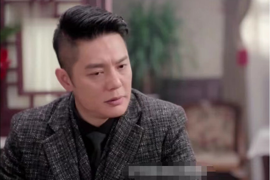 秦川(年代諜戰劇《臥底》中的主要角色之一) 秦川(年代諜戰劇《臥底》中的主要角色之一)