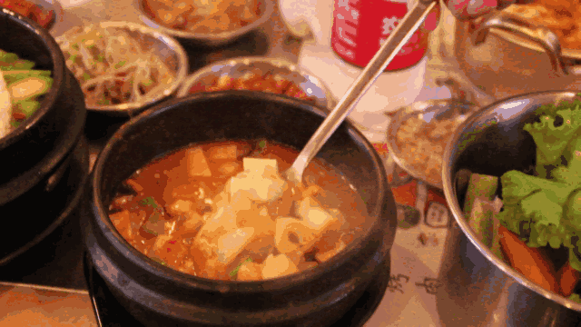 白蛤豆腐湯