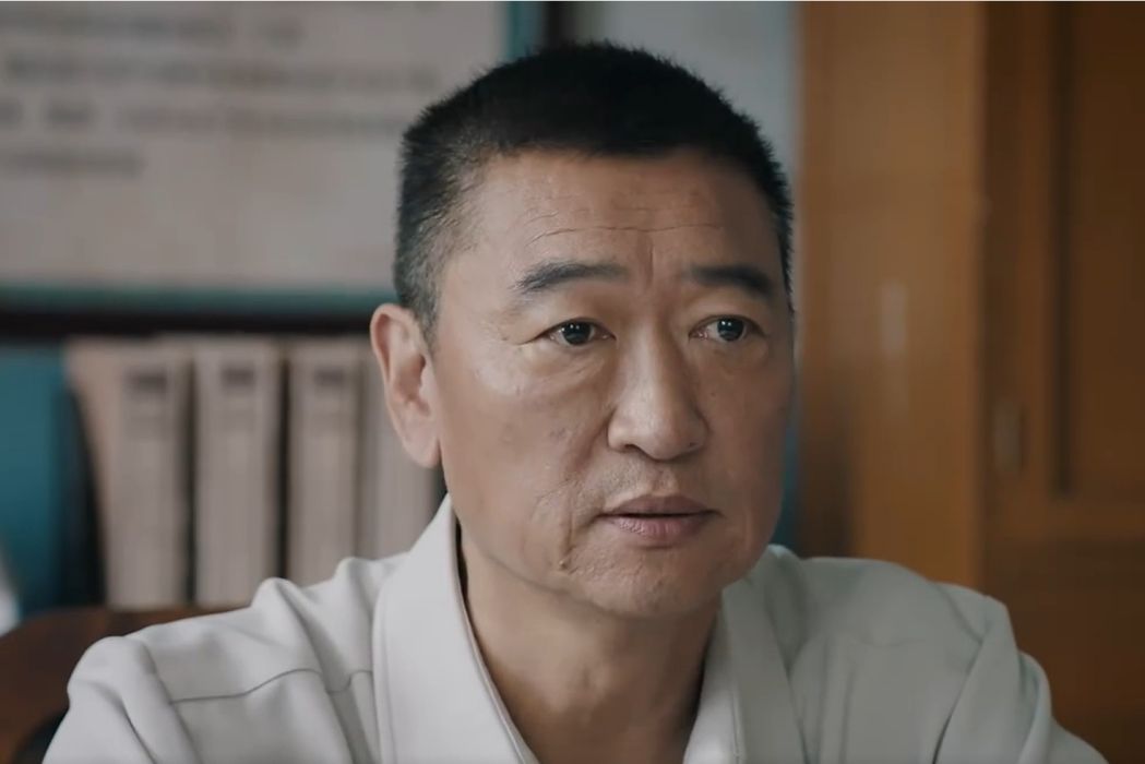 劉向南(當代都市劇《親愛的孩子們》中的角色) 劉向南(當代都市劇《親愛的孩子們》中的角色)