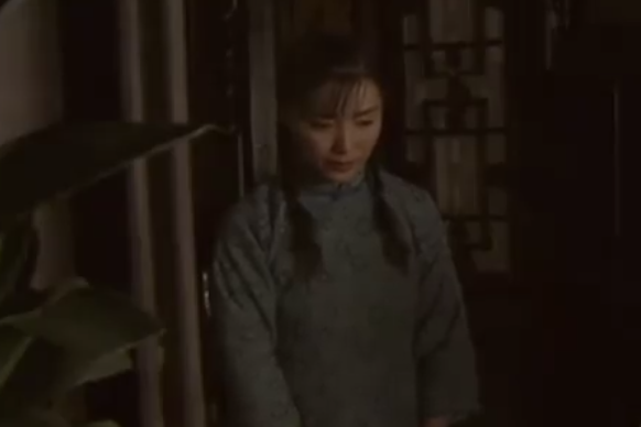 英子(抗戰劇《跤王》中的角色) 英子(抗戰劇《跤王》中的角色)