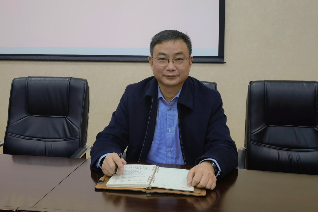徐彬(桐城市住房和城鄉建設局黨委書記、局長) 徐彬(桐城市住房和城鄉建設局黨委書記、局長)
