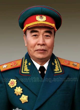 馮國慶(北京軍區戰友文工團國家一級演員)