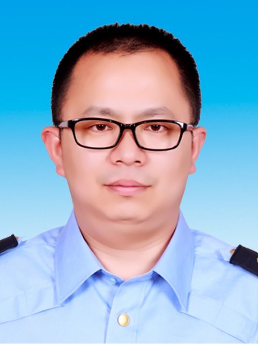 孫勇(四川省眉山市青神縣市場監督管理局黨組成員、機關黨委書記) 孫勇(四川省眉山市青神縣市場監督管理局黨組成員、機關黨委書記)
