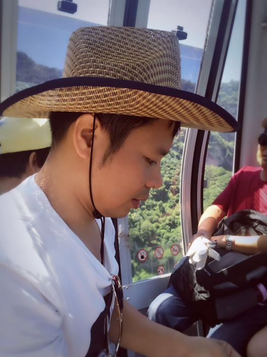 黃德有(國家一級美術師、廣州大學客座教授) 黃德有(國家一級美術師、廣州大學客座教授)