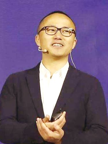 桑春華 桑春華