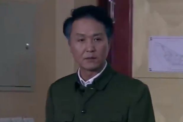 石峰(《一世牽掛》中的角色) 石峰(《一世牽掛》中的角色)