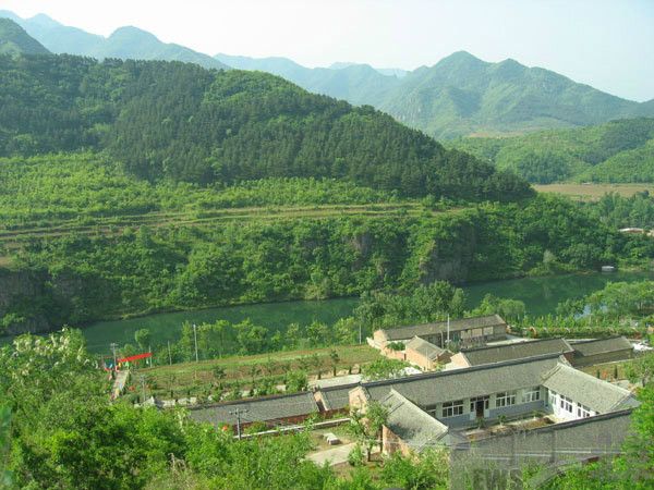 轉山子村(延慶縣珍珠泉鄉下轄村) 轉山子村(延慶縣珍珠泉鄉下轄村)