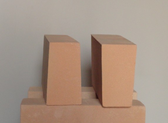 粘土結合碳化矽磚