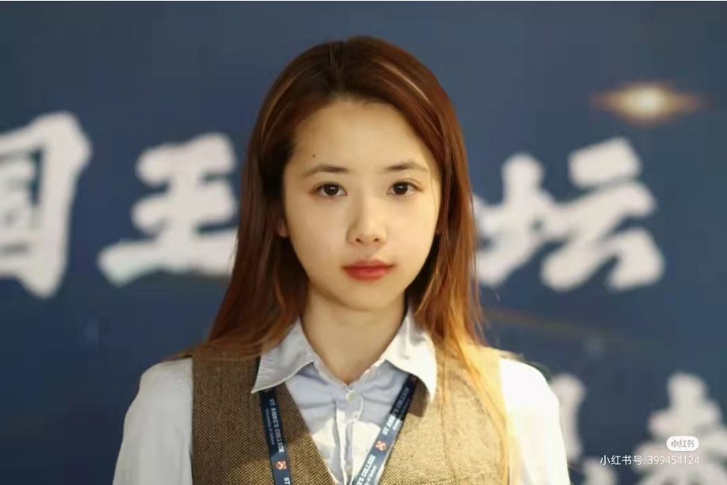 朱雯琪(牛津大學數學博士) 朱雯琪(牛津大學數學博士)