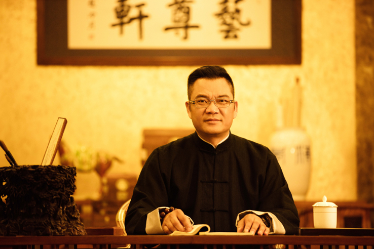 包天偉 包天偉