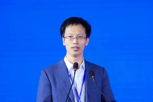 曲兆軍(北京市第十中學教育集團校長) 曲兆軍(北京市第十中學教育集團校長)