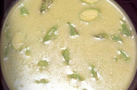 蘆筍奶油湯