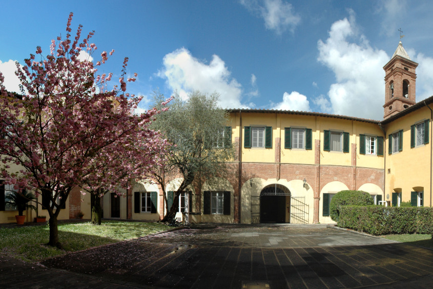 義大利比薩聖安娜大學(比薩聖安娜大學)