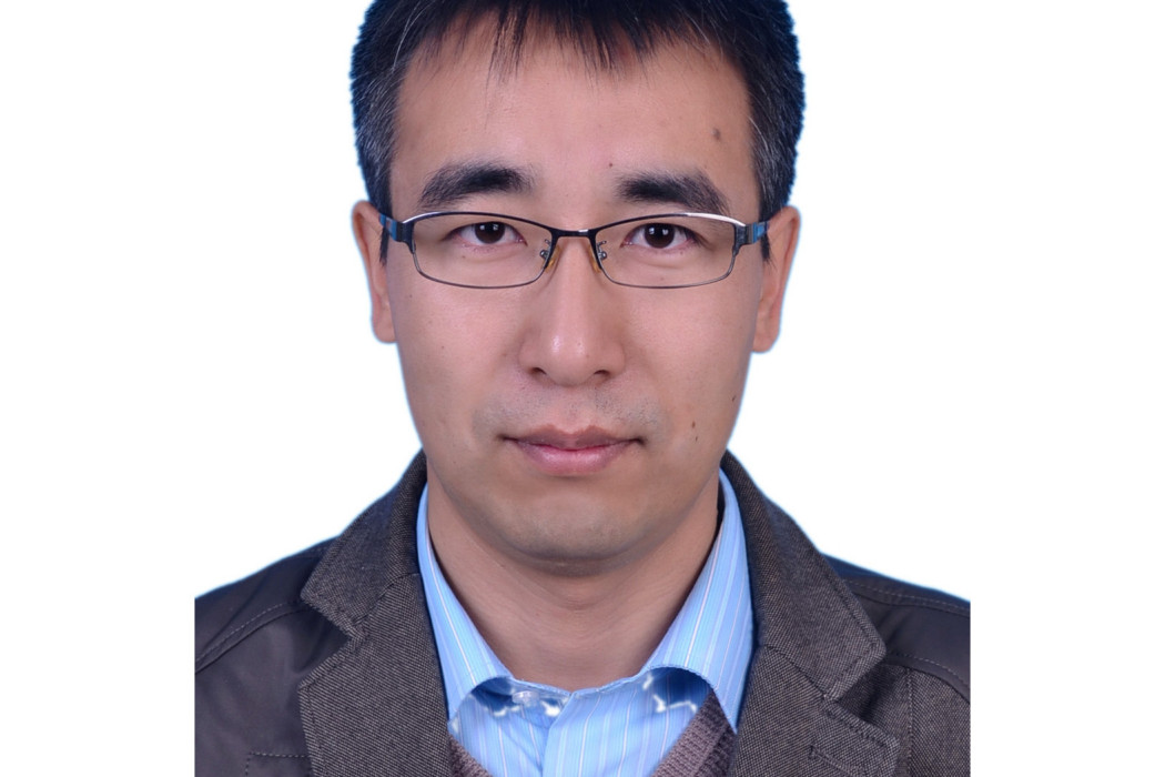 王萬輝(大連理工大學石油與化學工程學院副教授) 王萬輝(大連理工大學石油與化學工程學院副教授)