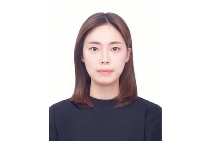 李知炫(韓國壁球運動員) 李知炫(韓國壁球運動員)