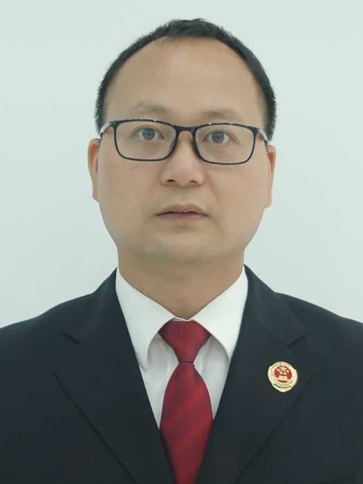 李少華(江西省安福縣人民檢察院黨組成員、政治部主任) 李少華(江西省安福縣人民檢察院黨組成員、政治部主任)