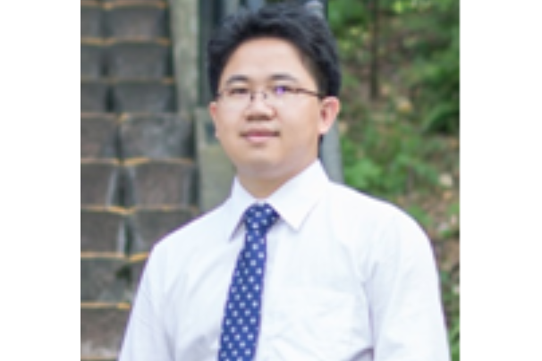 劉燕平(東華大學紡織學院針織服裝與工程系教師) 劉燕平(東華大學紡織學院針織服裝與工程系教師)
