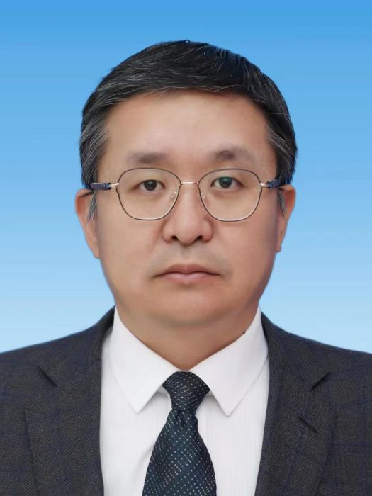 敖日格樂(農工黨內蒙古自治區鄂爾多斯市委會主委,鄂爾多斯市科學技術協會主席) 敖日格樂(農工黨內蒙古自治區鄂爾多斯市委會主委,鄂爾多斯市科學技術協會主席)