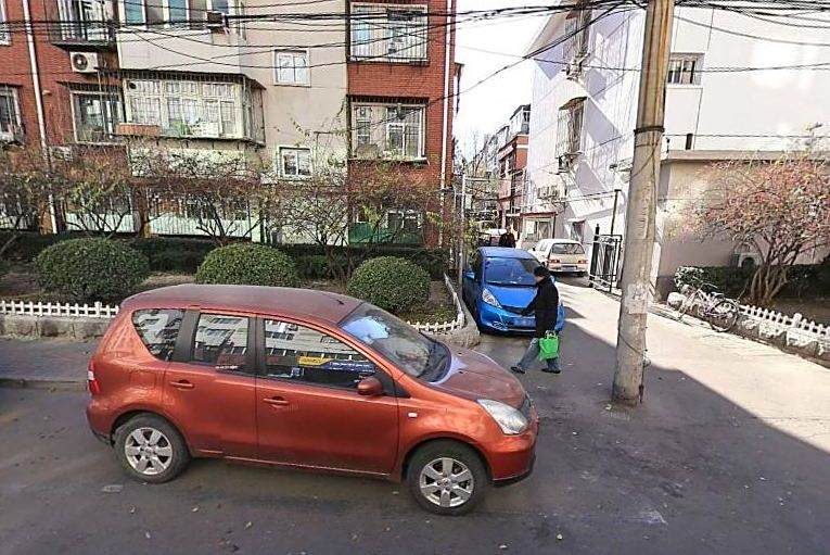 信華樓 信華樓