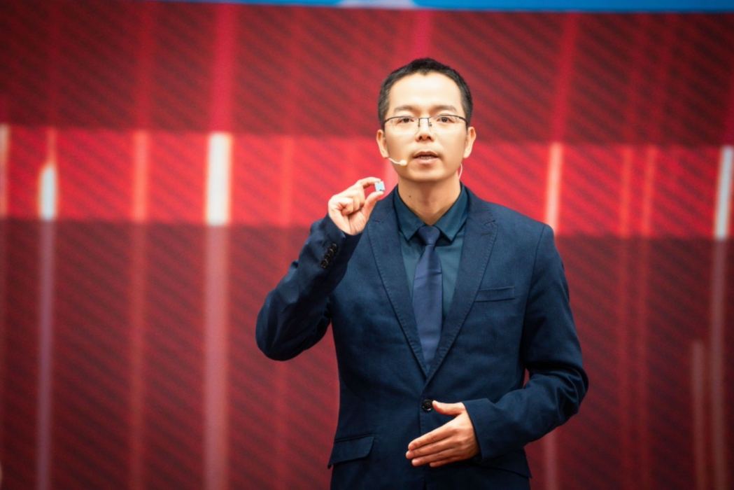 黃忠(北京星辰萬仟科技有限公司創始人) 黃忠(北京星辰萬仟科技有限公司創始人)