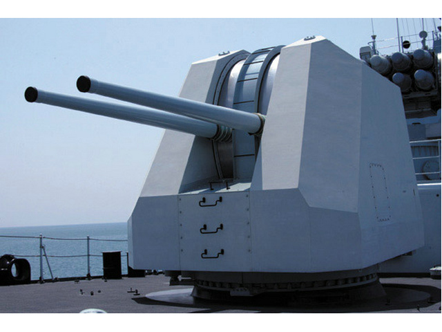 深圳艦雙管100毫米主炮