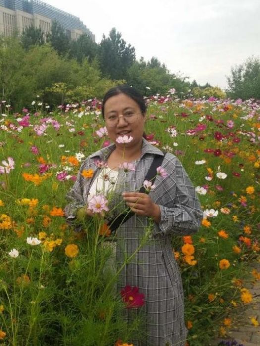 張麗紅(山西師範大學數學與計算機科學學院教授) 張麗紅(山西師範大學數學與計算機科學學院教授)