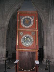 布爾日教堂內的鐘
