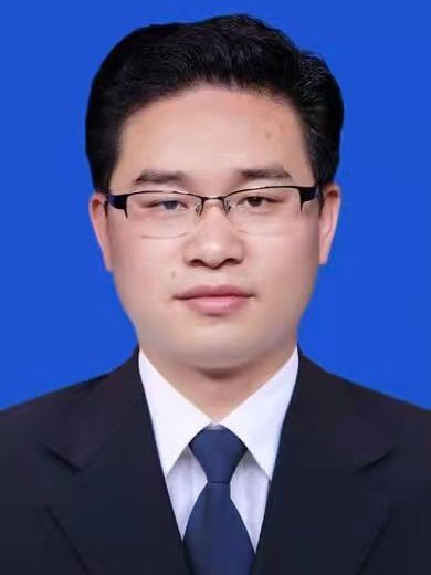 劉政(遵義交旅投集團黨委書記、董事長) 劉政(遵義交旅投集團黨委書記、董事長)