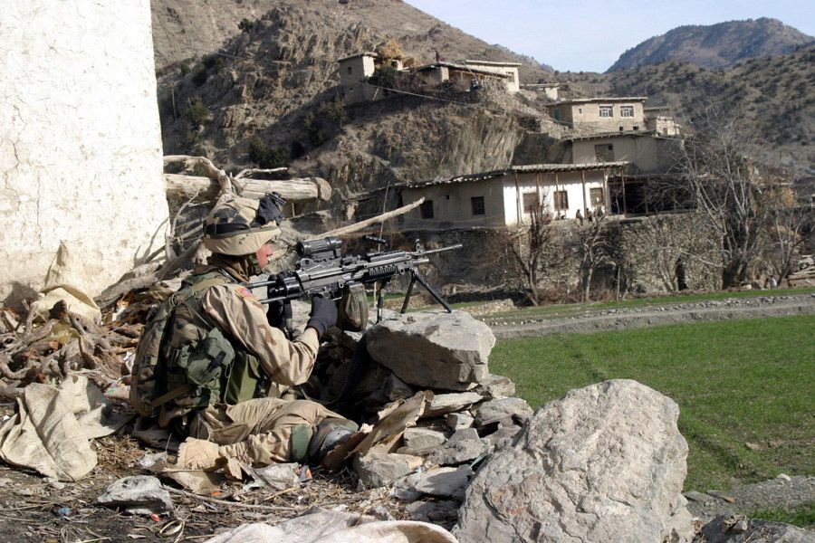 在阿富汗“持久自由”行動中的加拿大士兵