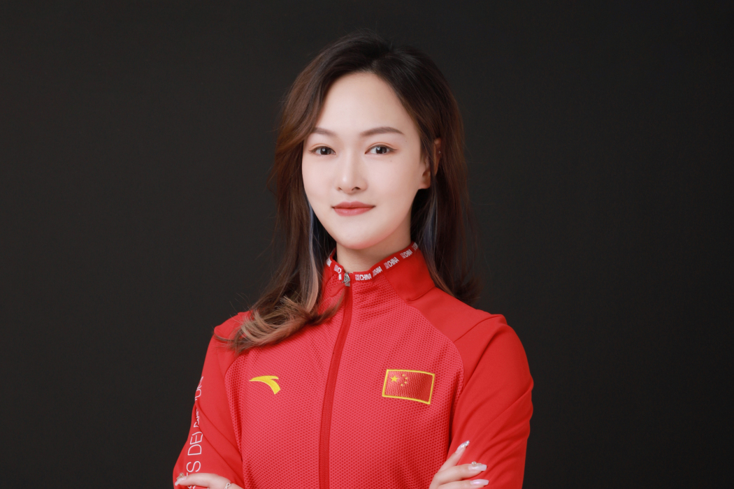 王曉彤(中國花樣滑冰冰上舞蹈運動員) 王曉彤(中國花樣滑冰冰上舞蹈運動員)
