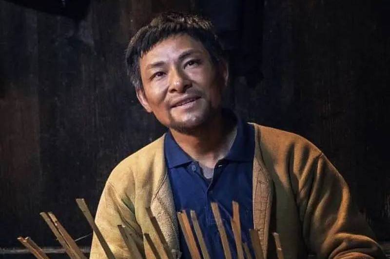 張國華(家庭親情電影《天堂的張望》中的角色) 張國華(家庭親情電影《天堂的張望》中的角色)