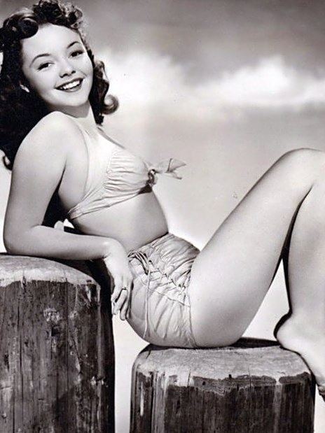 Gloria Saunders Gloria Saunders