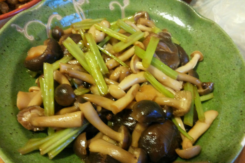 黑椒什錦蘑菇