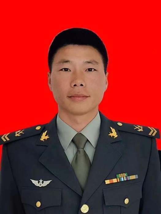 張新龍(太和縣雙廟鎮現役軍人) 張新龍(太和縣雙廟鎮現役軍人)