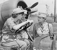 戰時的婦女隊隊長霍比夫人