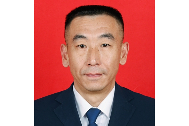 胡祥松(湖南省長沙市雨花區井灣子街道辦事處副主任)