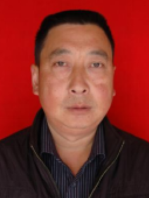 劉成忠(四川省甘孜藏族自治州鄉城縣農牧農村和科技局黨組成員、副局長、一級主任科員) 劉成忠(四川省甘孜藏族自治州鄉城縣農牧農村和科技局黨組成員、副局長、一級主任科員)