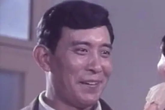 王振泰(中國青年藝術劇院演員) 王振泰(中國青年藝術劇院演員)
