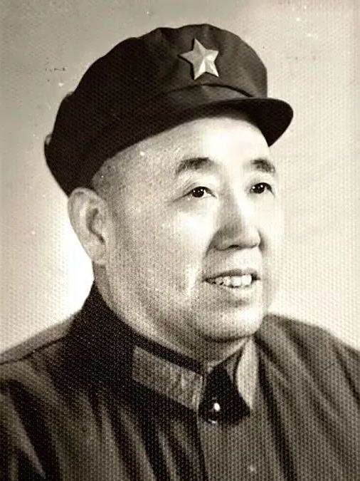 劉春芳(原中國人民志願軍九兵團27軍80師參謀長，69師師長，遼寧省軍區副司令員)
