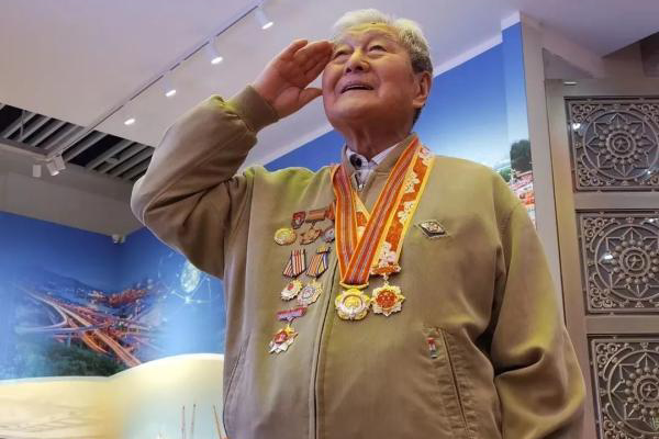 楊慶久 楊慶久