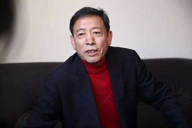 鄭金良(江陰市芙蓉長江鮮生態養殖專業合作社理事長) 鄭金良(江陰市芙蓉長江鮮生態養殖專業合作社理事長)