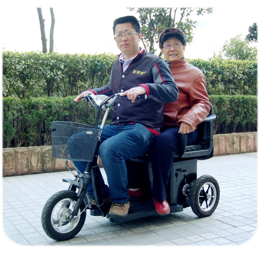 上海斯雨特老年代步車