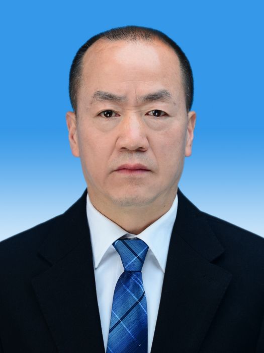 李春文(玉溪市生態環境局黨組成員、副局長) 李春文(玉溪市生態環境局黨組成員、副局長)