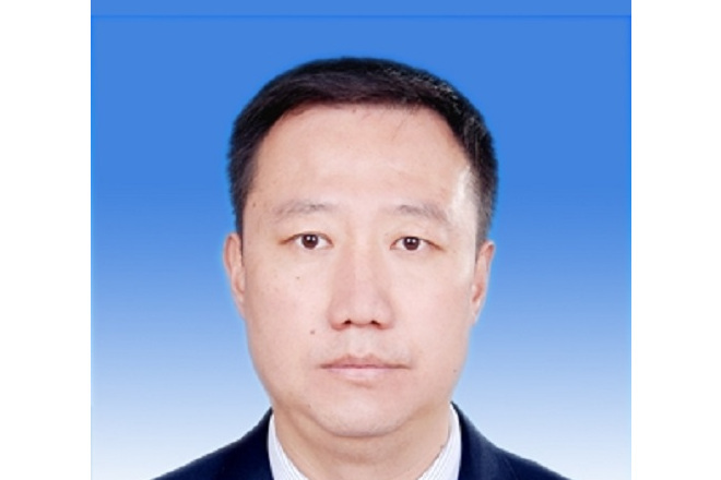 吳濤(新疆維吾爾自治區巴音郭楞蒙古自治州和靜縣人民政府副縣長,和靜縣公安局黨委書記、局長、督察長) 吳濤(新疆維吾爾自治區巴音郭楞蒙古自治州和靜縣人民政府副縣長,和靜縣公安局黨委書記、局長、督察長)