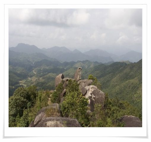 山神凹村 山神凹村